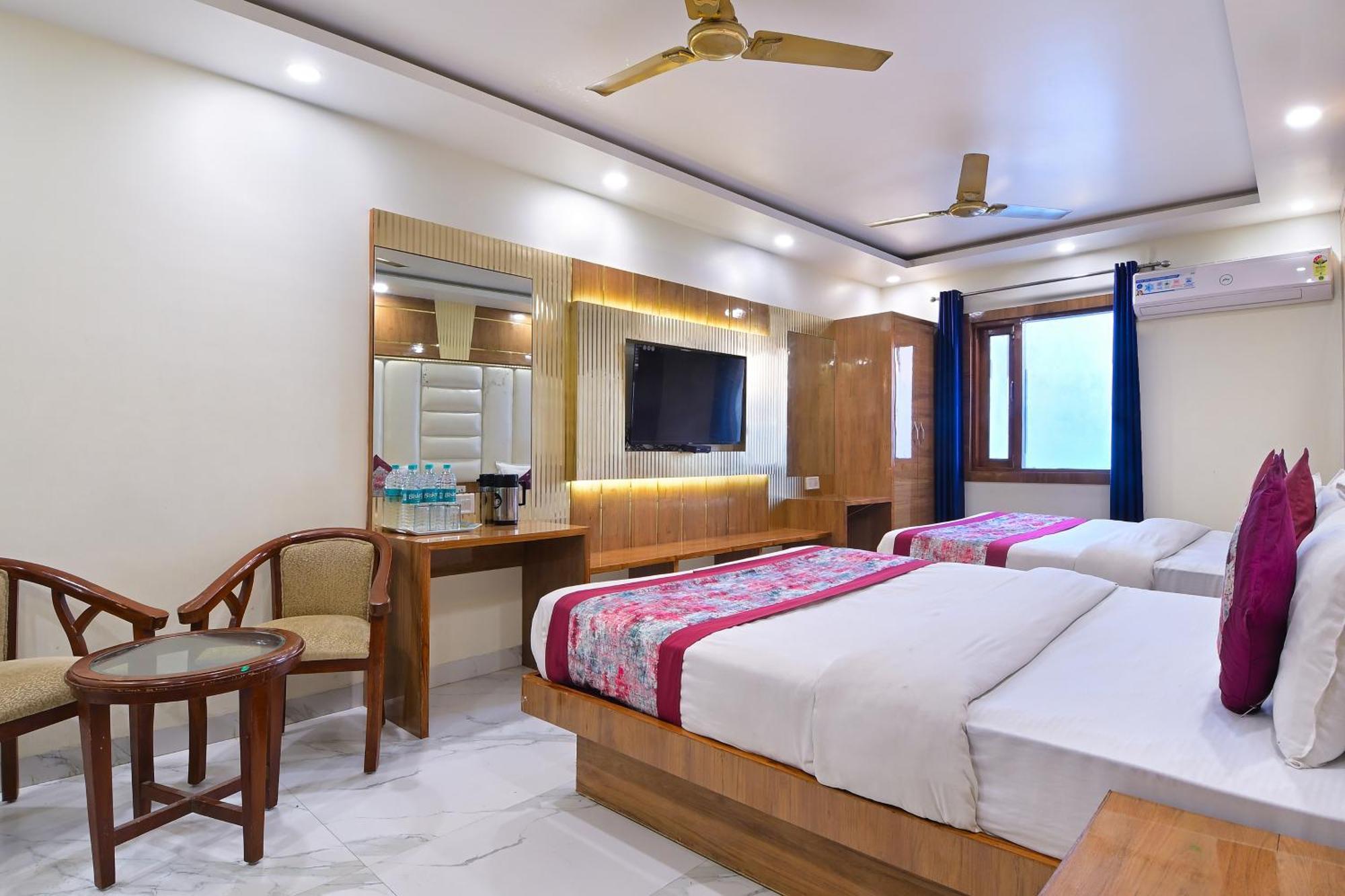 Hotel Glow Inn Paharganj-3 Mins Walk From New Delhi Railway Station מראה חיצוני תמונה