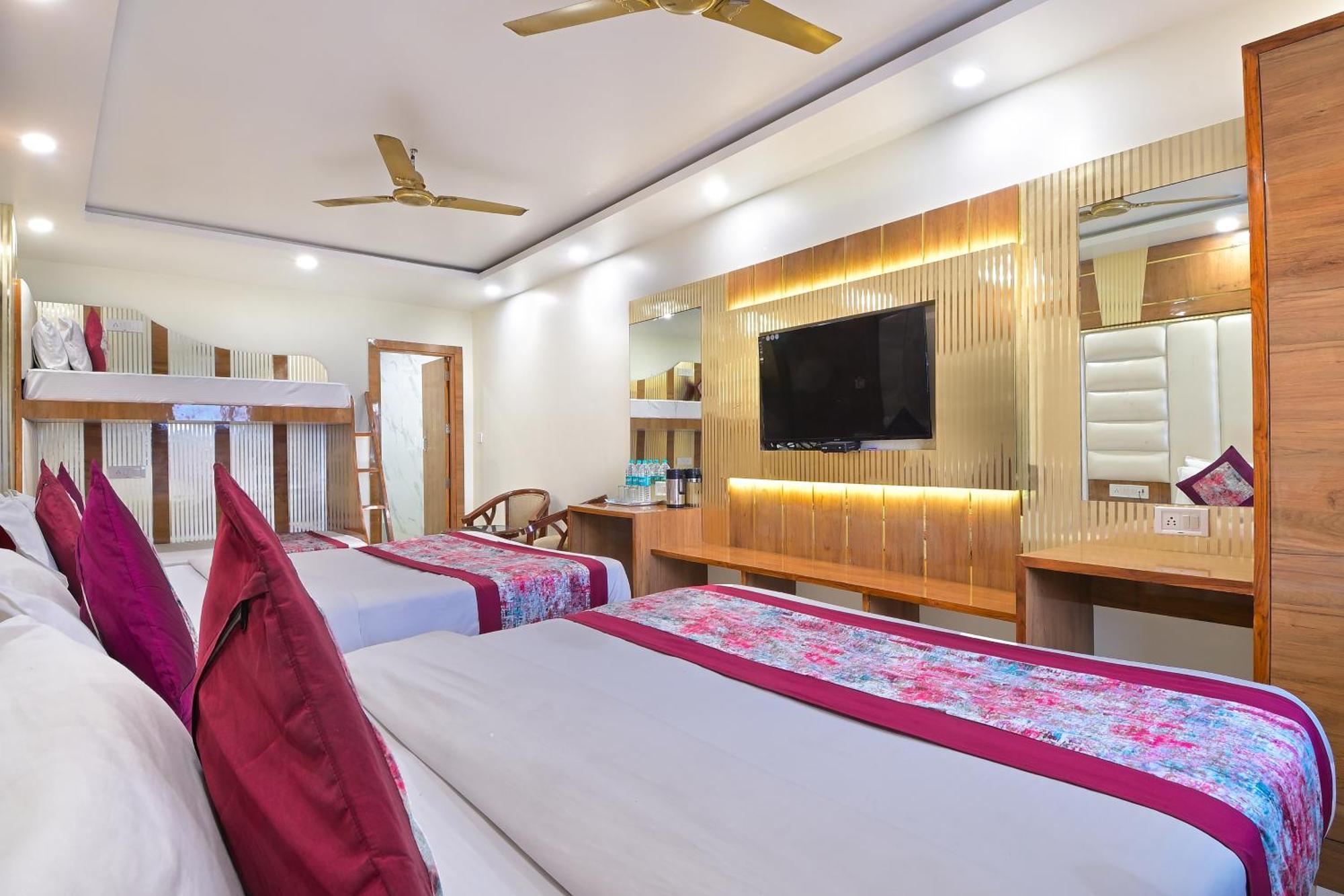 Hotel Glow Inn Paharganj-3 Mins Walk From New Delhi Railway Station מראה חיצוני תמונה