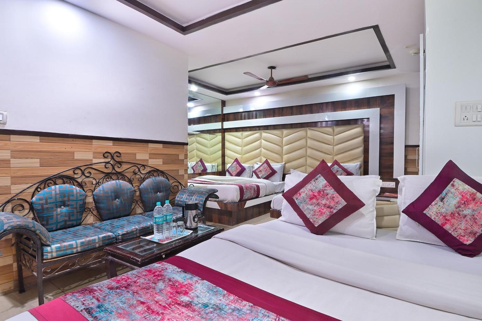 Hotel Glow Inn Paharganj-3 Mins Walk From New Delhi Railway Station מראה חיצוני תמונה