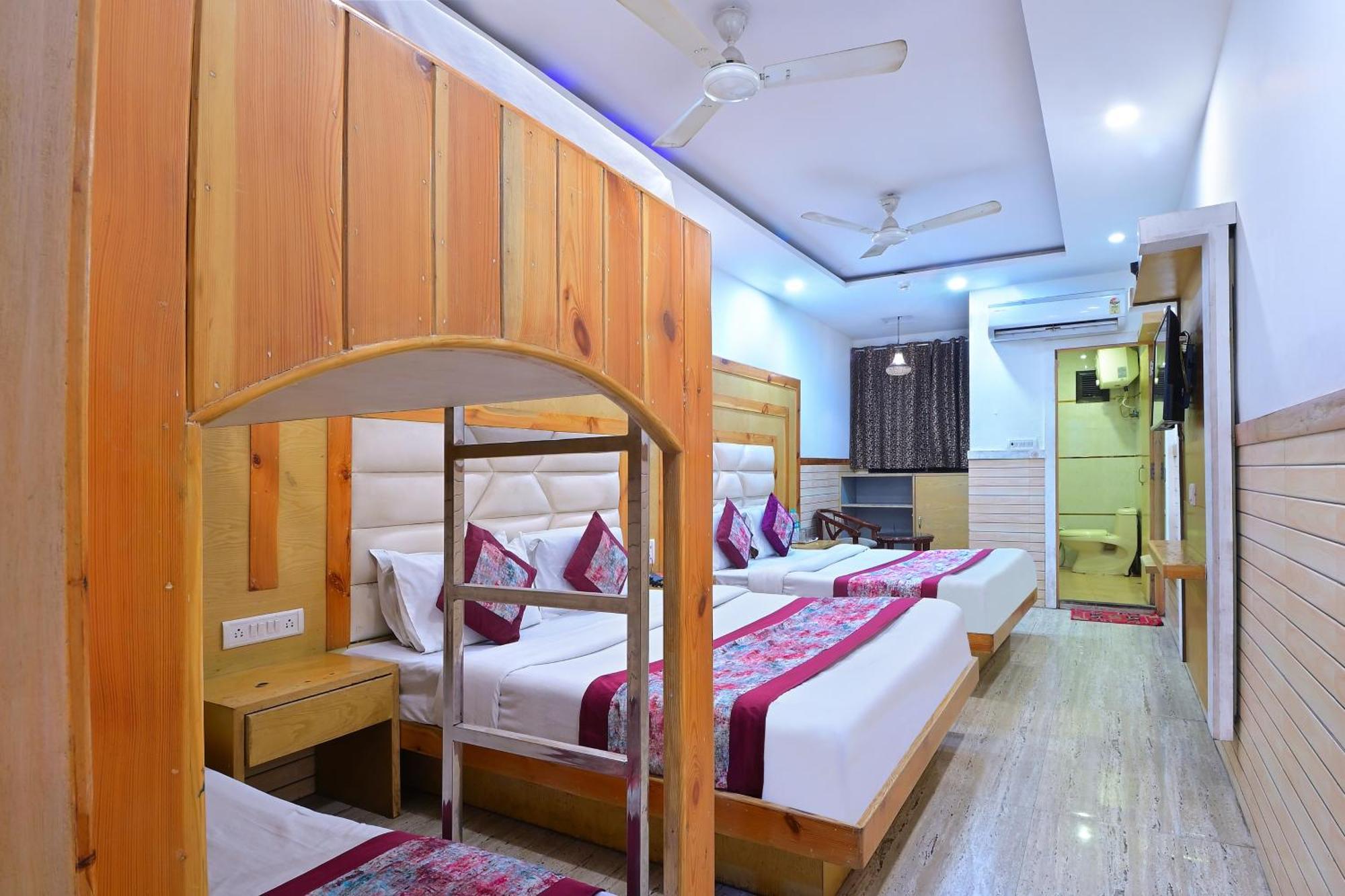 Hotel Glow Inn Paharganj-3 Mins Walk From New Delhi Railway Station מראה חיצוני תמונה