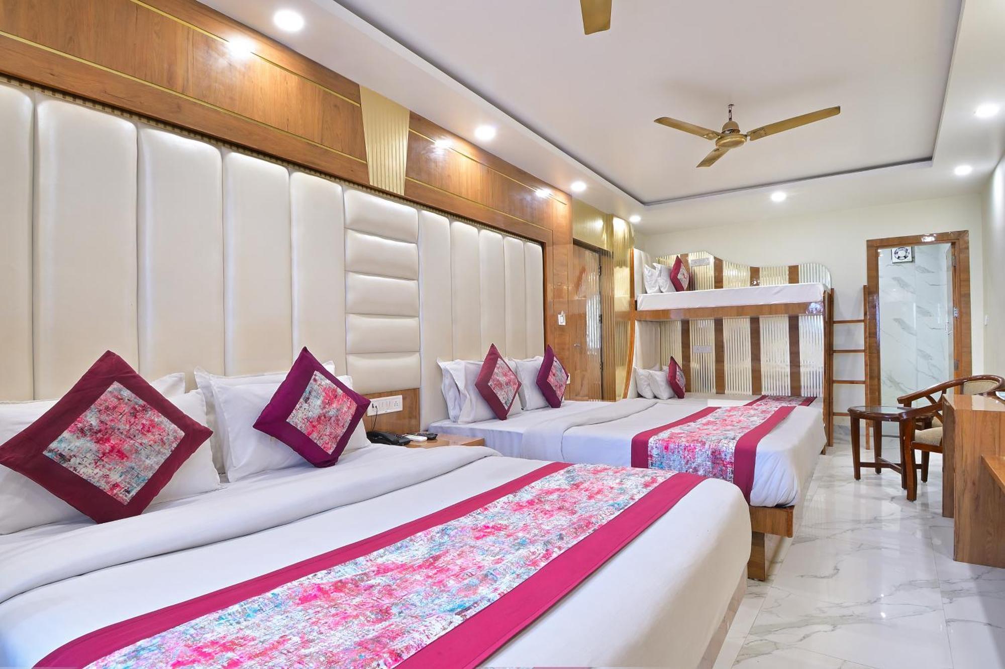 Hotel Glow Inn Paharganj-3 Mins Walk From New Delhi Railway Station מראה חיצוני תמונה