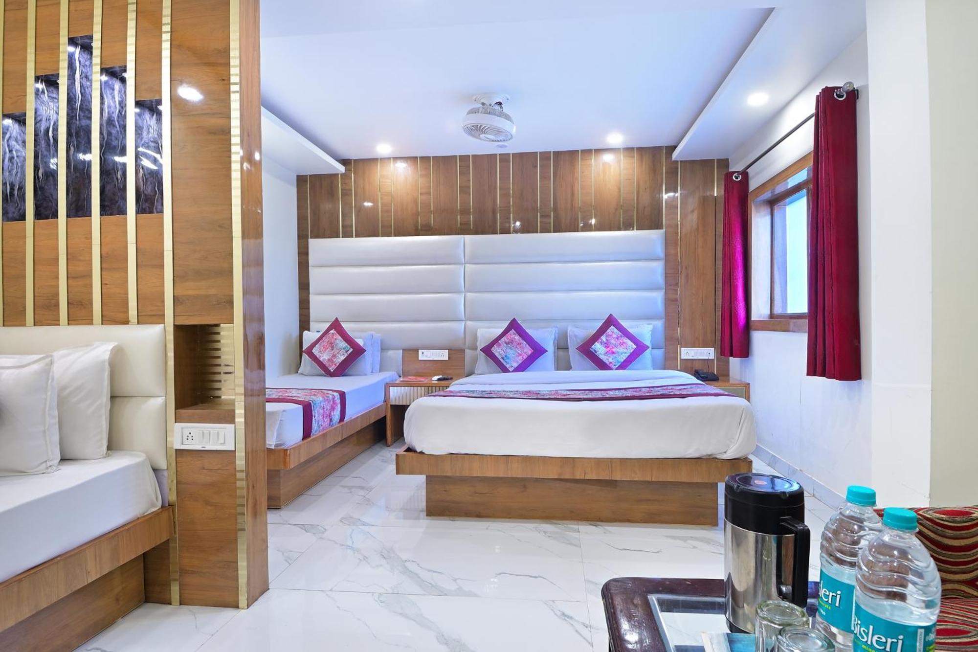 Hotel Glow Inn Paharganj-3 Mins Walk From New Delhi Railway Station מראה חיצוני תמונה