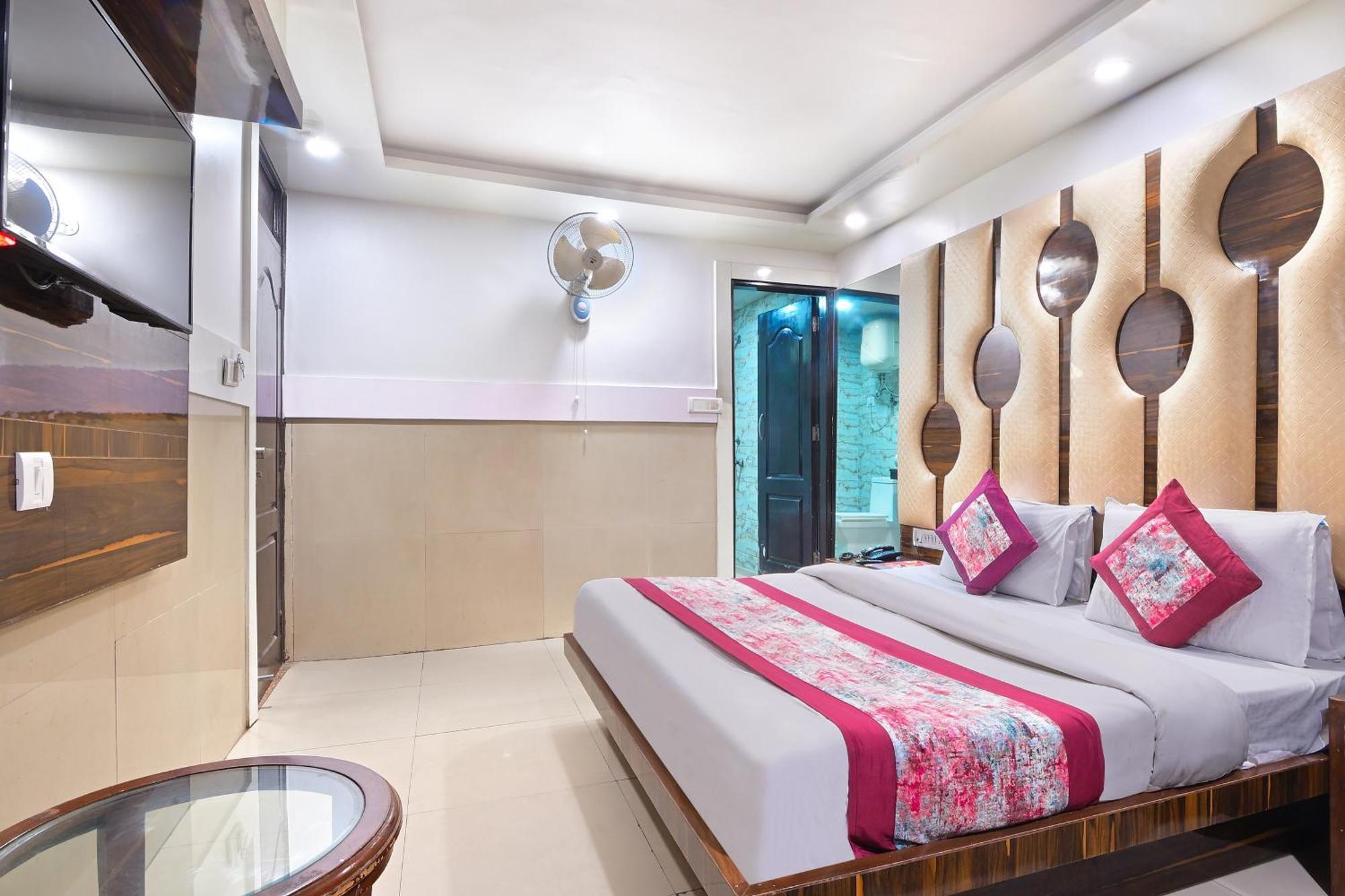Hotel Glow Inn Paharganj-3 Mins Walk From New Delhi Railway Station מראה חיצוני תמונה