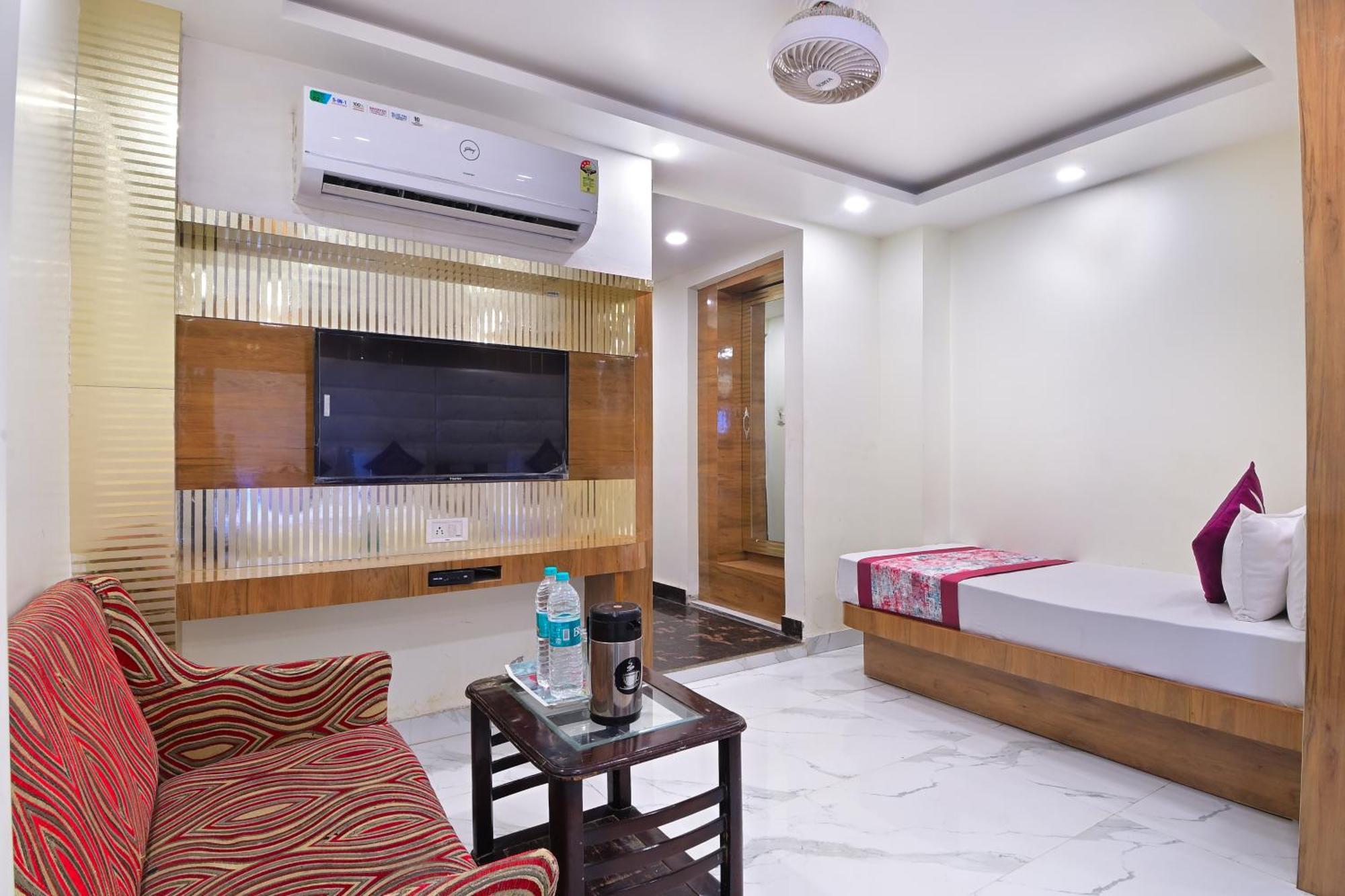 Hotel Glow Inn Paharganj-3 Mins Walk From New Delhi Railway Station מראה חיצוני תמונה