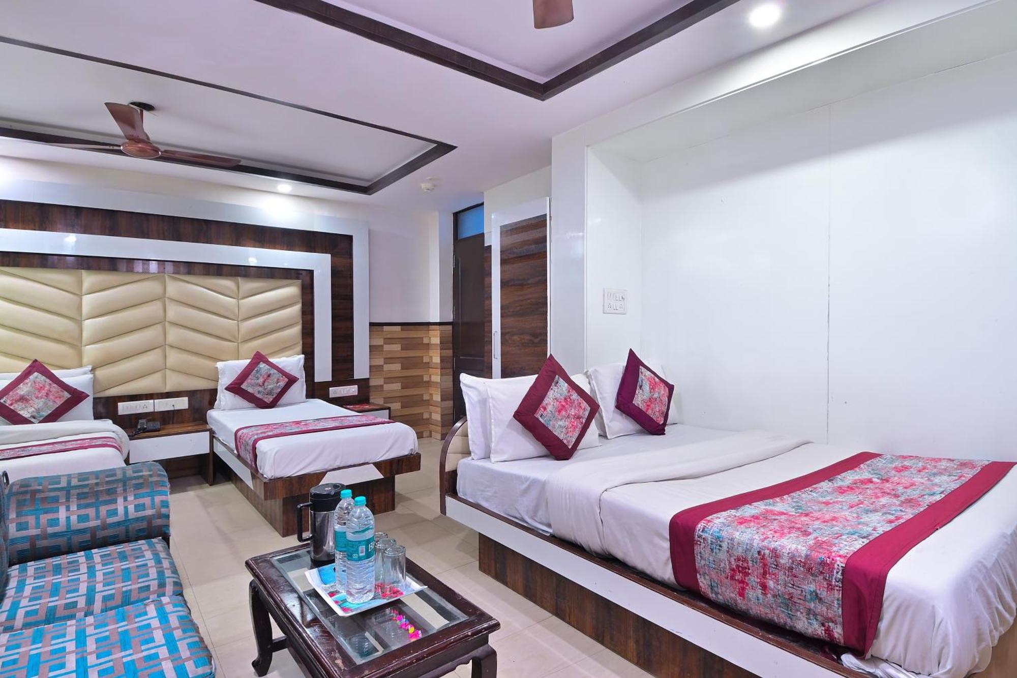 Hotel Glow Inn Paharganj-3 Mins Walk From New Delhi Railway Station מראה חיצוני תמונה