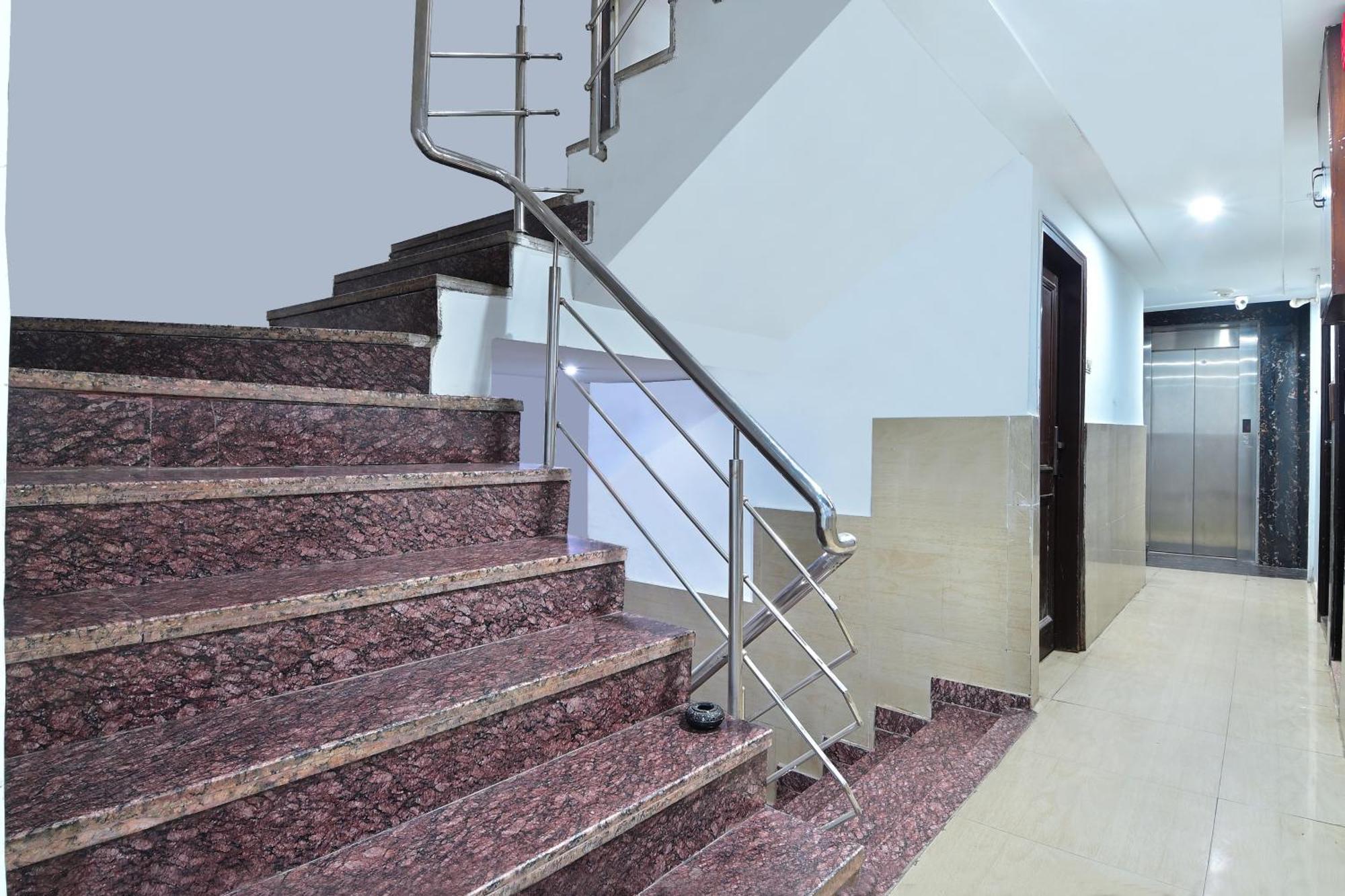 Hotel Glow Inn Paharganj-3 Mins Walk From New Delhi Railway Station מראה חיצוני תמונה